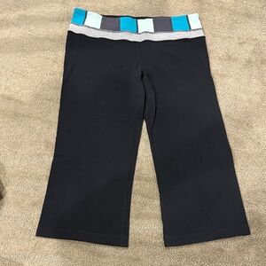 Lululemon reversible capris size 8